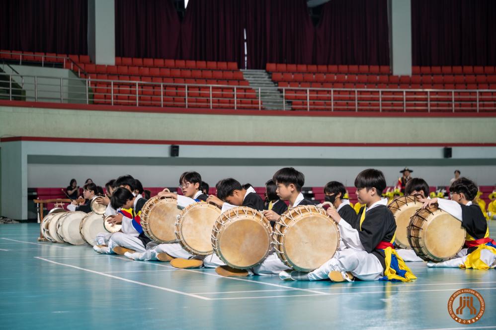 국악 (2).jpg